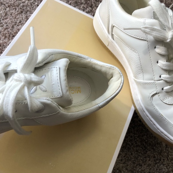 Micheal Kors sneaker - Picture 3 of 4